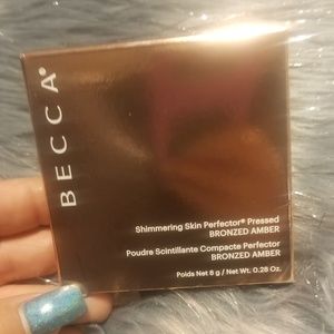 Becca highlighter